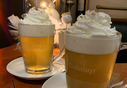 Gemütlicher Winterzauber mit Glühwein und Apfelpunsch in der Brasserie Rendezvous