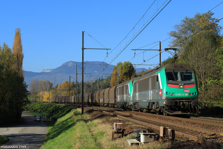 Autre train de métaux, tracté par les BB 36337 et 36342 cette fois, entre Ambérieu et St Jean de Maurienne.