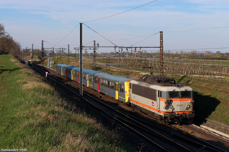 En avril 2015 c'est la BB 25673 qui tracte la RRR N°10 de passage à Chagny,  juste avant la bif' vers la ligne de Nevers.