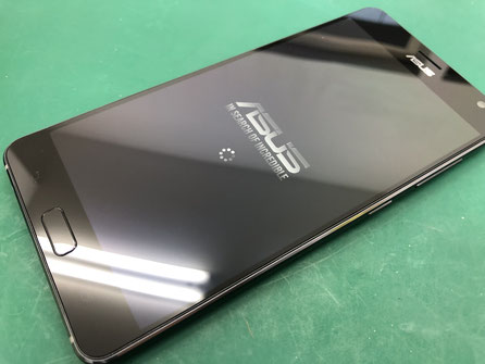 ZenfoneAR ZS571KLの画面の交換修理