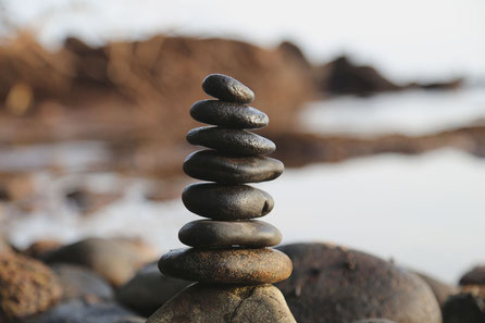 Turm aus Steinen Symbolisiert Meditation