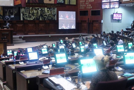Sesión plenaria de la Asamblea Nacional del Ecuador que aprobó Acuerdo de Residencia para migrantes de estados partes del Mercosur.