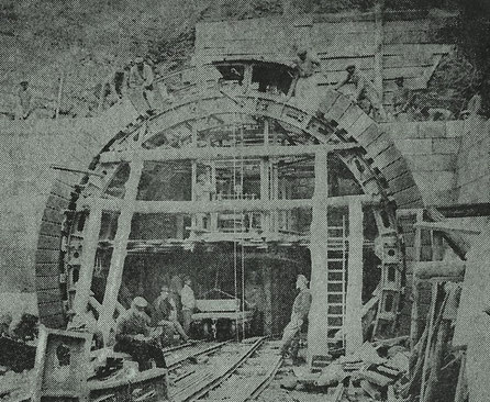 Dokumentation des Tunnelbausystems in Eiseneinschalung