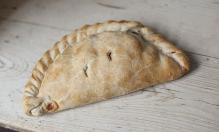 Teigtasche Cornish Pasty - Spezialität aus Südengland