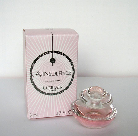 - 2 MINIATURES MY INSOLENCE - EAU DE TOILETTE 5 ML : FAISANT PARTIE DU COFFRET CI-DESSUS