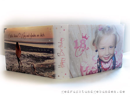 Fotoalbum 18. Geburtstag, Hardcover-Bucheinband gepolstert, individuelles Layout inkl. Bildbearbeitung, Fotos Text Motive auf Stoff gedruckt.