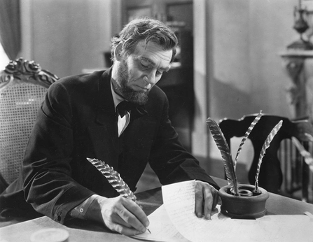 Walter Huston in Abraham Lincoln