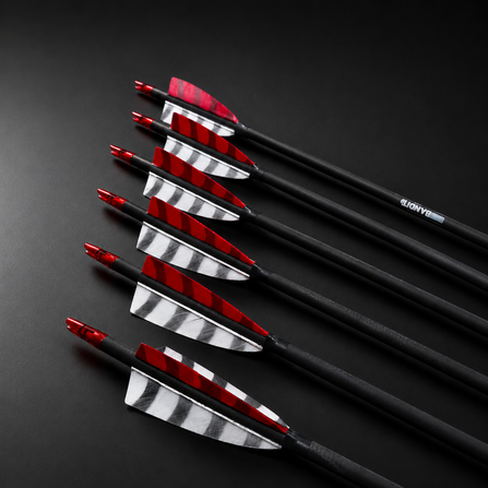 Carbonpfeile Penthalon Bandit in barred Rot und Barred weiß mit roter Nocke Carbonpfeil für traditionelle Bogenschützen bei FINK archery in Großostheim