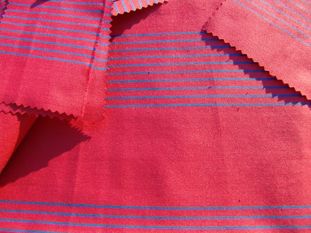 Bezugstoff rot