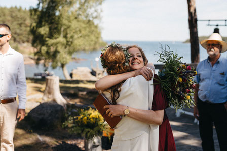Heiraten im wunderschönen Schweden. Hier wird euer Traum wahr. Hochzeitsrednerin Katharina begleitet eure freie Trauung.