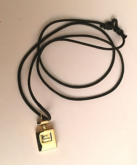 CHANEL - PENDENTIF CHANEL N° 5