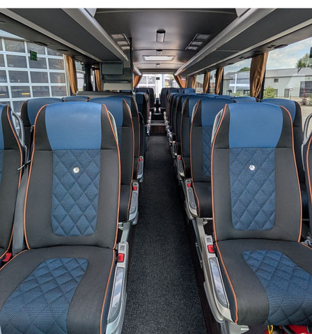 Hilgen Bus Lkw Busfahrt Erdarbeiten Transport Sand Reiseverkehr Busfahrt Bustour Linienverkehr Bus Transport Reise Urlaub Lkw Sand Mutterboden Füllsand Auskoffern Baggerarbeiten Baustelle Friedrichsfehn Oldenburg Ammerland