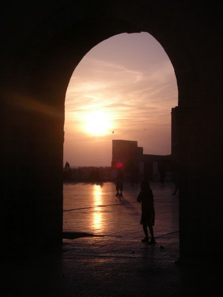2004 SONNENUNTERGANG IN ESSAOUIRA