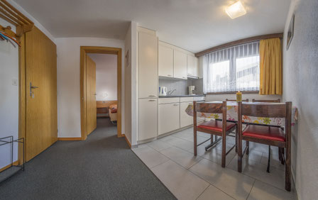 Ferienwohnung mit 2 Zimmern / Esszimmer