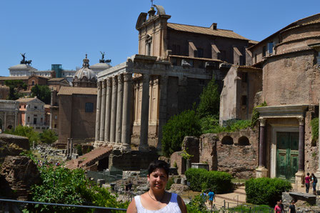 Roma; foro romano; Academia Idearte; Naty Sánchez Ortega; templos; arquitectura sagrada; 