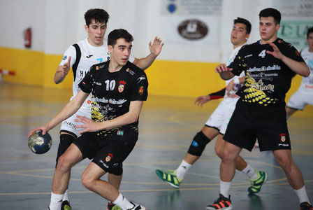 David Quiles durante el derbi de la pasada campaña / Foto: Jordi del Puente