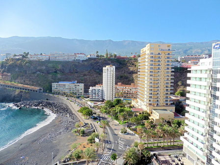 Aussicht von der Penthauswohnung über den Martinez-Stand in Puerto de la Cruz.