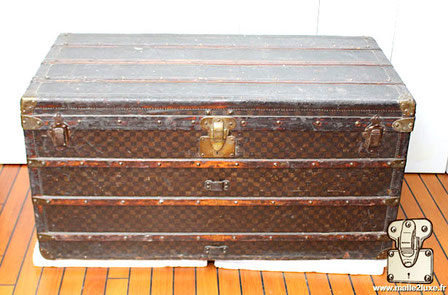 Malle courrier Louis Vuitton ancienne provenant de Miami