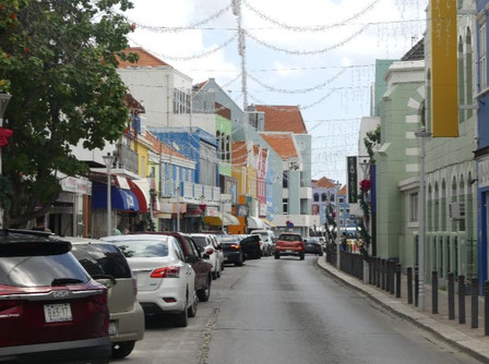 Einkaufsstraße in Otrobanda