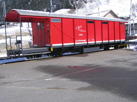 MGB Sanitätswagen mit der Bezeichnung X 4994