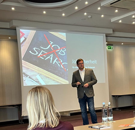Alexander Wurster Trainer Inhaber Führungsschmiede für Führungskräfteentwicklung, Leadership-Tarining, Führungskompetenz für Führungskräfte