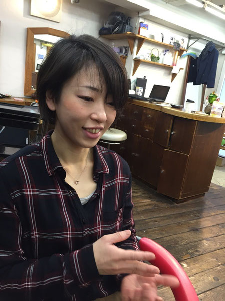 横浜・日吉・菊名・美容室☆女性の笑顔を作る専門家☆美容家 奥条勇紀 髪型を楽しむ代表のしおりちゃん