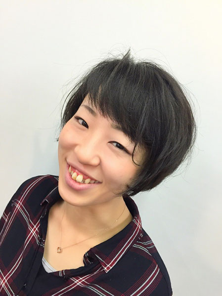 横浜・日吉・菊名・美容室☆女性の笑顔を作る専門家☆美容家 奥条勇紀 髪型を楽しむ代表のしおりちゃん