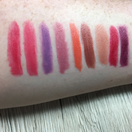 v.l.n.r: Cat Call, Magneta Minx, Cosmo Kitty, Kitty Purry, Coral Cat, Catoure, Sphynx, Crimson Cat, Maroon Meow