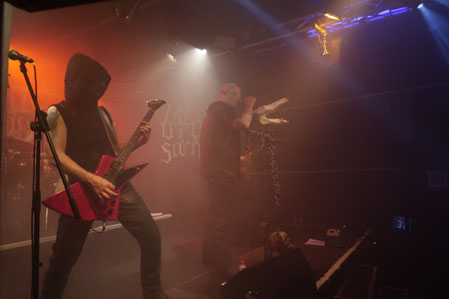 Breed of Scorn (Photo by Simon