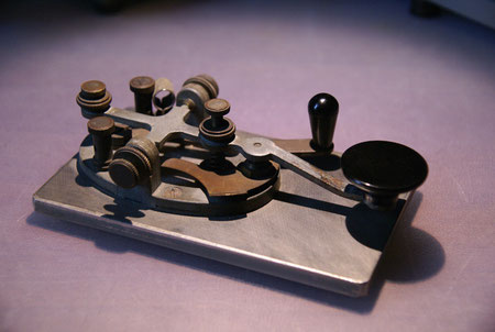 I6QON (c) Key J-47 Brass Frame Type