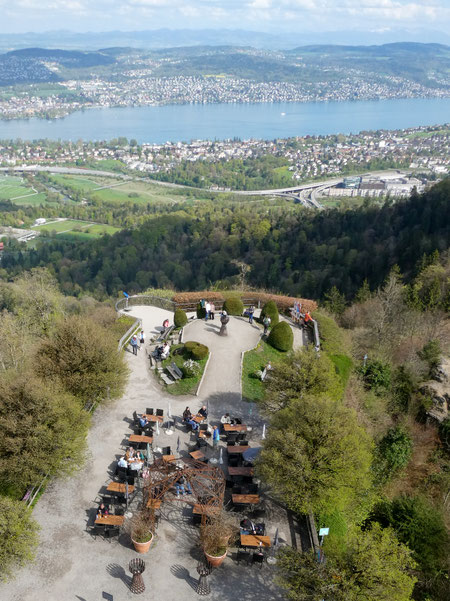 und nun haben wir ein Zvieri auf der Terrasse verdient!