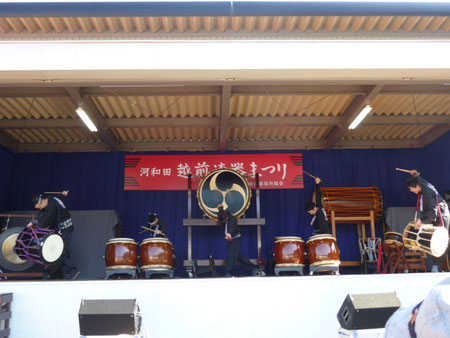 「陽炎(かげろう)」という曲の最後の決めポーズです!