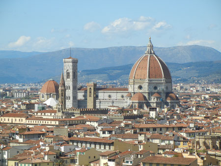 ミケランジェロ広場から眺めたフィレンツェのドォーモ