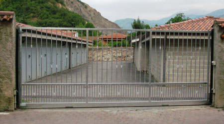 Sant'Ambrogio - cancello scorrevole zincato
