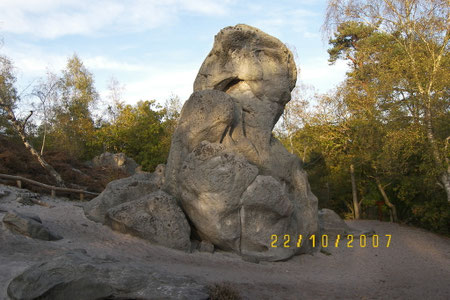 la hottée du diable à Fère-en-Tardenois,  parc de jeux de Camille Claudel