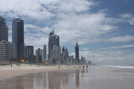 Der Strand von Surfers Paradise