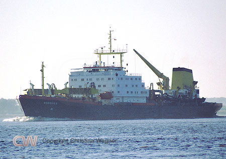 Laderaumsaugbagger Nordsee, imo: 7504108, auf der Elbe unterwegs