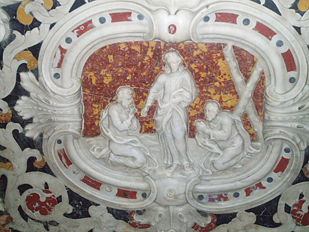 Bastia - Autel des pêcheurs - Pierre et André munis de leurs attributs (clés et croix) entourent le Christ