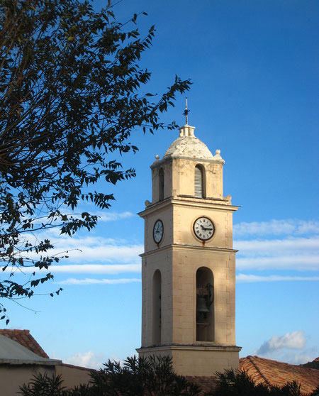 St Thomas - Le clocher détruit par la foudre et reconstruit en 1914