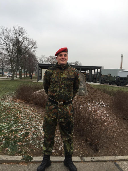 Christoph in Uniform