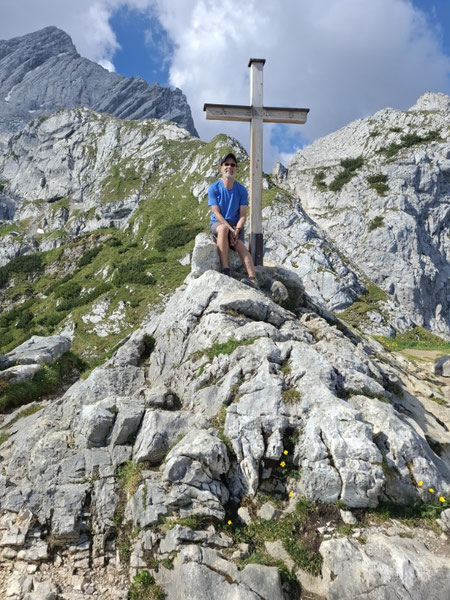Osterfeldkopf Kreuz Mann