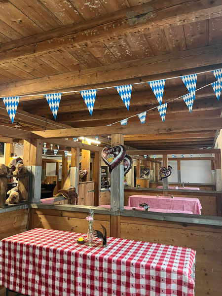 Oktoberfest im  BURGER FRIDAYS