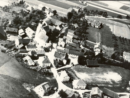 Enzenkirchen im Jahre 1958