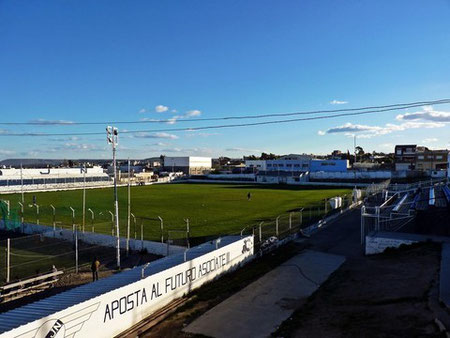 Hoy, el estadio del "lobo" contara con la presencia de las dos hinchadas.