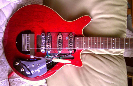 ブライアン・メイ レッドスペシャル レプリカ・コピーモデル Brian May, RedSpecial,自作・改造・製作,STAR'S,スターズ,Burns,バーンズ