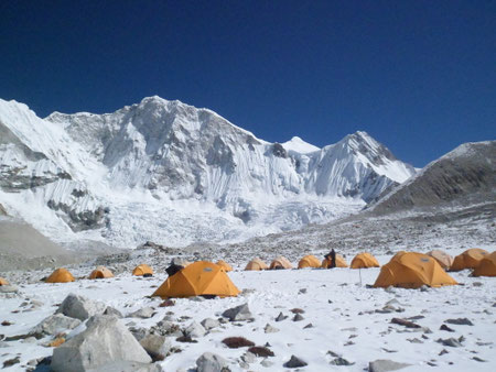 Baruntse Basecamp