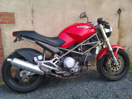 Ducati 900 Monstro