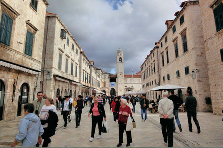 Dubrovnik top things to do - Stradun Copyright Thom Watson