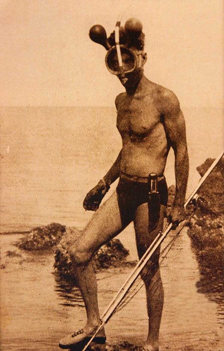 CHASSEUR AVEC FUSIL PULVENIS