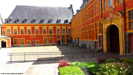 1 musée, Hospice Comtesse, Lille, photo non libre de droits